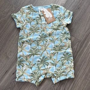 Overall shortie for baby